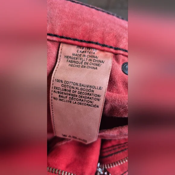 True Religion Men's Slim Jeans in Faded Coral - Picture 5 of 14